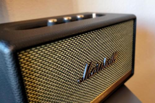 a close up of the front of a radio at Lakeview Loft*Lake/Ferry access* Central in Spiez
