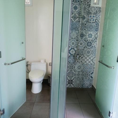 Koupelna v ubytování BORACAY VILLA B1007