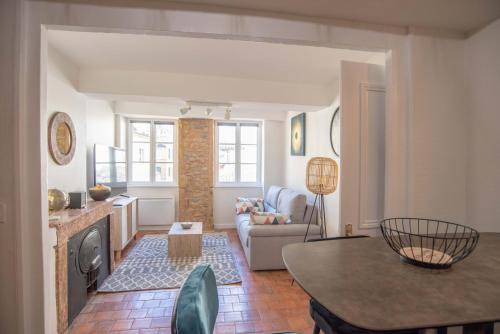 All in Lyon | Moderne et cosy au cœur de St-Jean