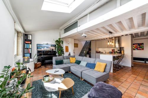 BnGo l La Vie sur la Saône l 2ch, 4p, parking, 4ème étage sans ascenseur