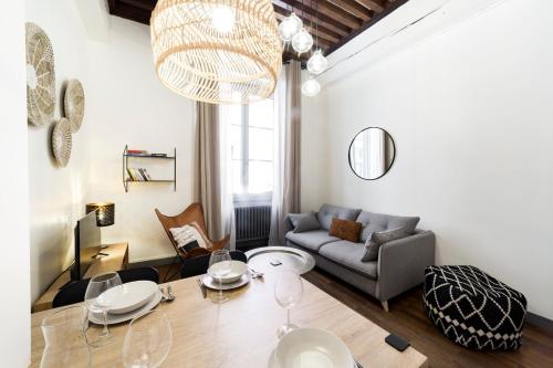 Spacious and cozy in Vieux Lyon AIL