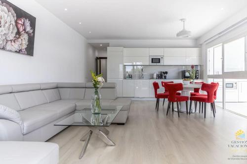 Altamira Lux Suit Beach El Duque