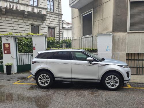 Gallery image of Bilocale 40 mq con parcheggio privato in Milan