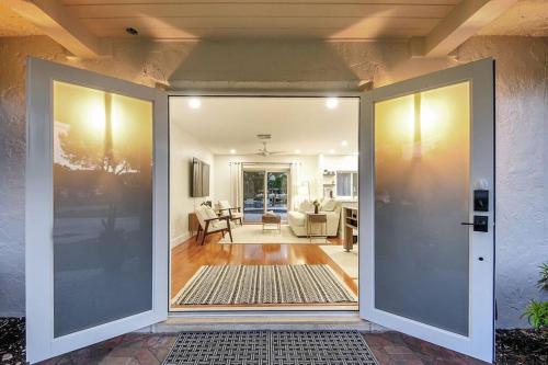 Φωτογραφία από το άλμπουμ του Tropical Palms House σε Delray Beach