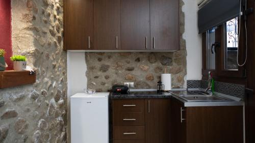 Dapur atau dapur kecil di Akratos House