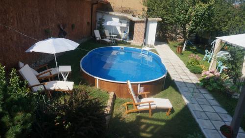 Πισίνα στο ή κοντά στο Guest House Simona