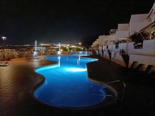 Bazén v ubytování Costa Adeje Villa Private pool Panoramic Views nebo v jeho okolí