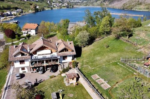 Гледка от птичи поглед на Villa Silvestre, appartamento Su Alt