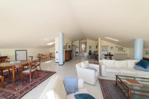 Χώρος καθιστικού στο Villa Pescara
