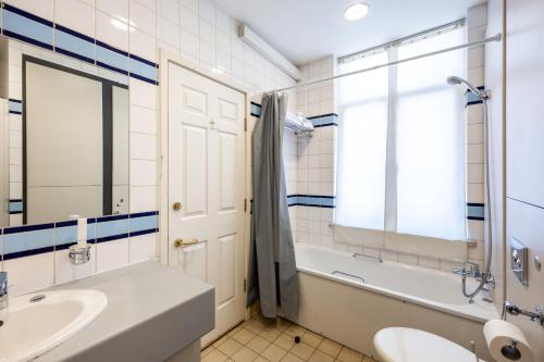 Un baño de Boutique Hotel