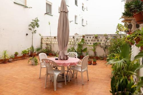 El Patio de la Viña by Gades Gestión