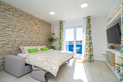Apartment Terrace, View & Barbecue