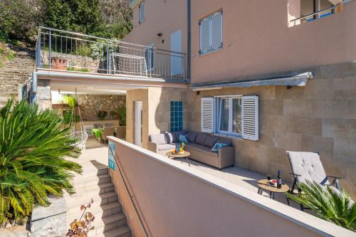 Apartment Terrace, View & Barbecue