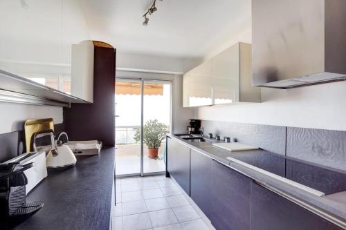 Nice Apartment Pool Large Terrace Parking Air Conditioning 2 Bedrooms