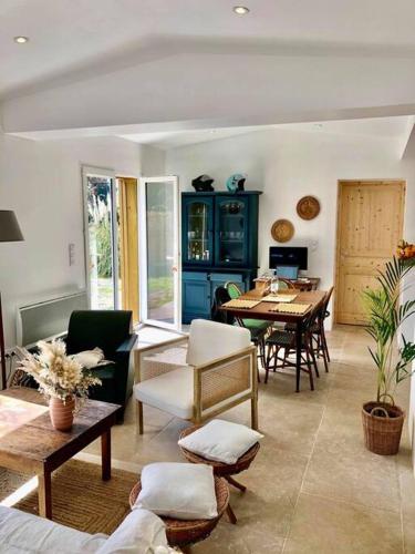 Maison bois tout confort proche du lac et de l'océan