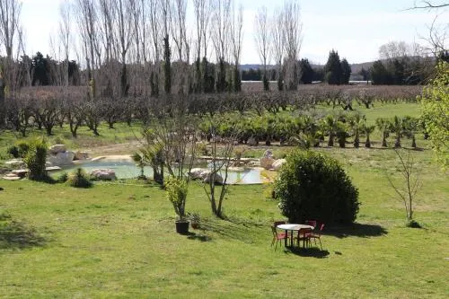 Le Mas des Cerisiers JACUZZI et SAUNA inclus pour tous les logements photo 9