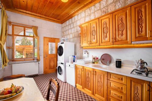 Dapur atau dapur kecil di PERİ CAVE KONAK