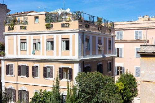 Colosseum bright two Bedroom Apartment