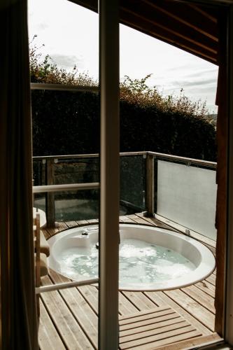 Foto Theux’s asuva majutusasutuse L'Escale Zen - Tiny House (Jacuzzi/Sauna) galeriist