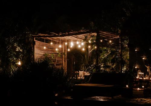 Jardín al aire libre en Hotel Bardo - Adults Only