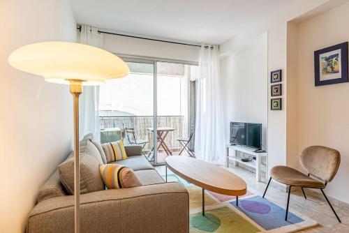 Le Meyrueis, T3, Clim, Terrasse, Centre Ville