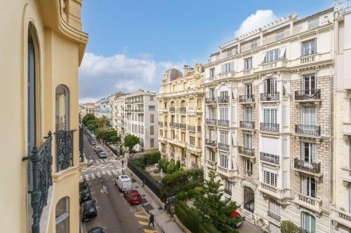 Nice Renting - FOCH - Luxury Bourgeois & Design at the Heart of Nice