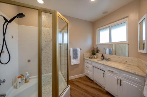 Gallery image of Spectacular mansion with amazing views in Covina