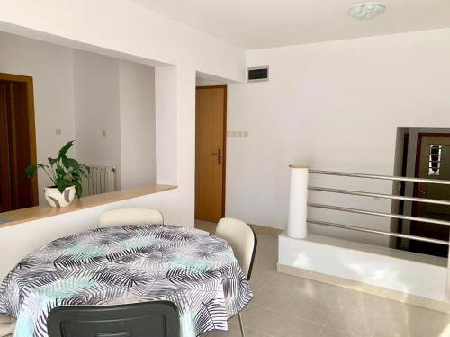 Martin Apartments 2