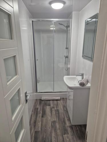 Et badeværelse på Luxury Town House