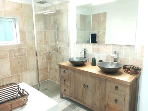 Φωτογραφία από το άλμπουμ του Château Le Noble winery near St Emilion σε Saint-Germain-du-Puch