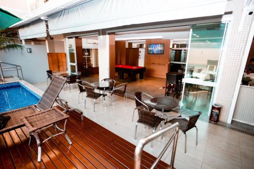 TV a/nebo společenská místnost v ubytování Nayru Hotel
