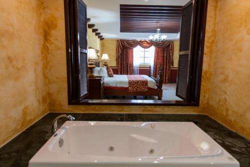 Ein Bett oder Betten in einem Zimmer der Unterkunft Hotel Ocean View