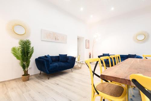 Trastevere Exclusive Three Bedroom Apartment