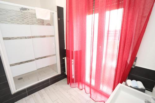 Ένα μπάνιο στο Cineroma Guesthouse
