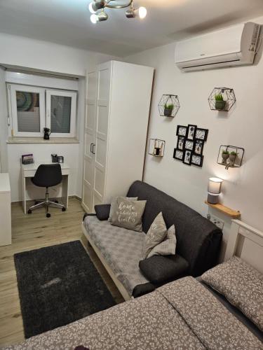 Χώρος καθιστικού στο Apartment Maja - Strict center of Zagreb