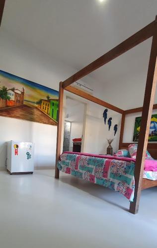 Modell eines Schlafzimmers mit Etagenbett in der Unterkunft Linda suíte in Porto Seguro