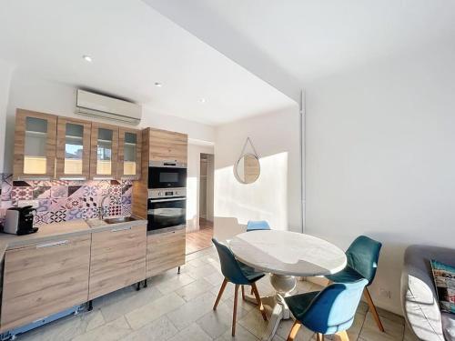 Cannes 3 BR 3 bath close to Palais & Croisette by Olam Properties