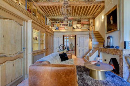 Apartment near Cours Mirabeau Aix en Provence - Maison des Art