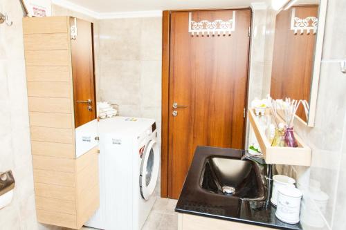 Anastasia apts Athina