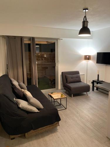 Beau studio proche mer, gare et commerces