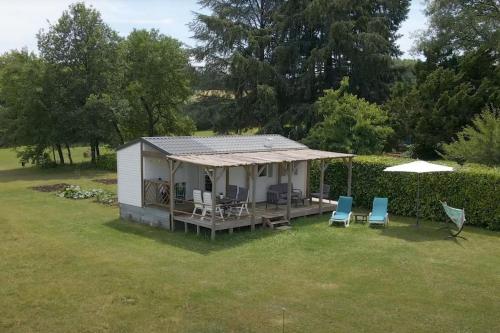 Photo de la galerie de l'établissement Mobile home du lac, à Rouffignac-Saint-Cernin-de-Reilhac