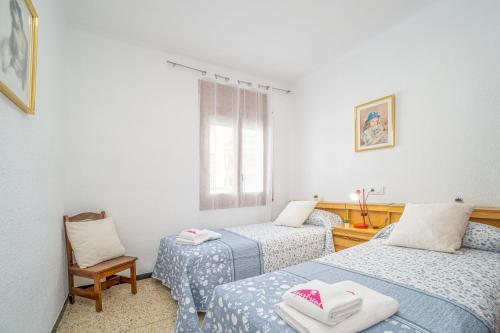 Basic Comfort Apartamento Poeta Marquina 1º 2025 con 3 dormitorios
