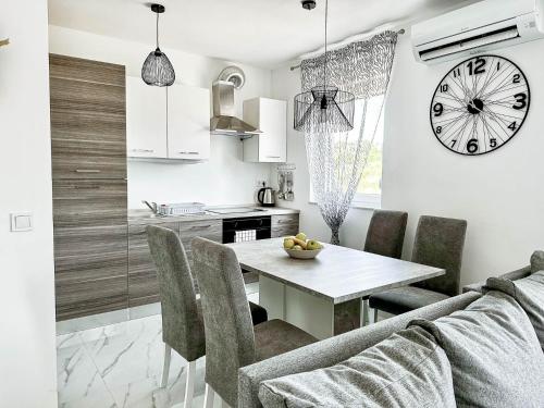 Villa Zadar 2 Bed, 1 Bath Condo