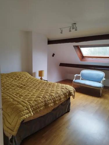 En eller flere senge i et værelse på Belle maison de Campagne Confortable 17 couchages