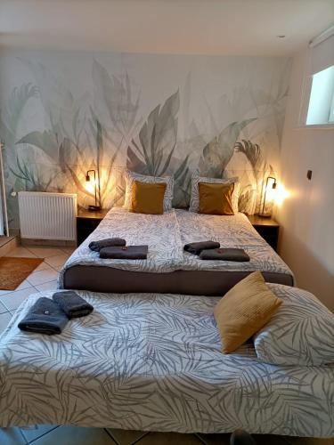 Llit o llits en una habitació de Pension Schier