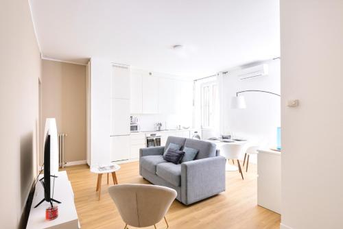 Easylife - Milano - Ozanam 4 - Buenos Aires