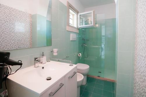 A bathroom at Pietra Viva