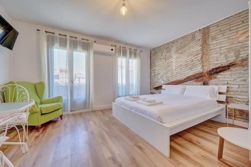 Balcón del Mercado by Clabao