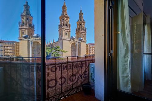 Balcón del Mercado by Clabao