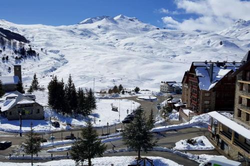Ático vistas a pistas ideal familias